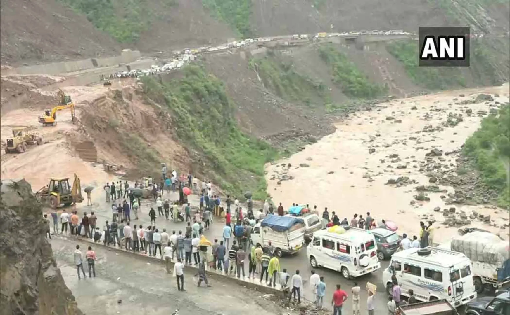 jammu and kashmir national high way haevy rain sudden collapse the soil peoples affect