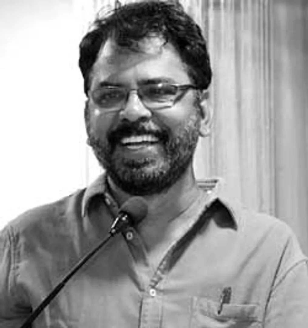 /idhalgal/eniya-utayam/director-brindasarathy