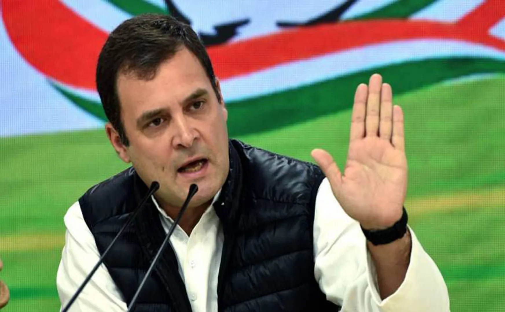 congress former president rahul gandhi tweet based on india economic 