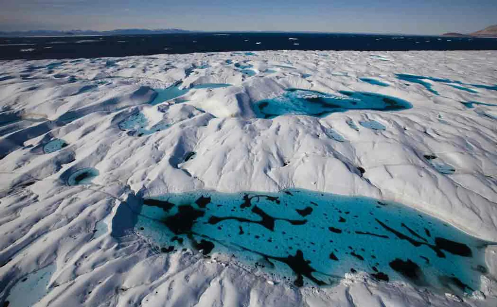 11 billion ton ice sheet melted in greenland