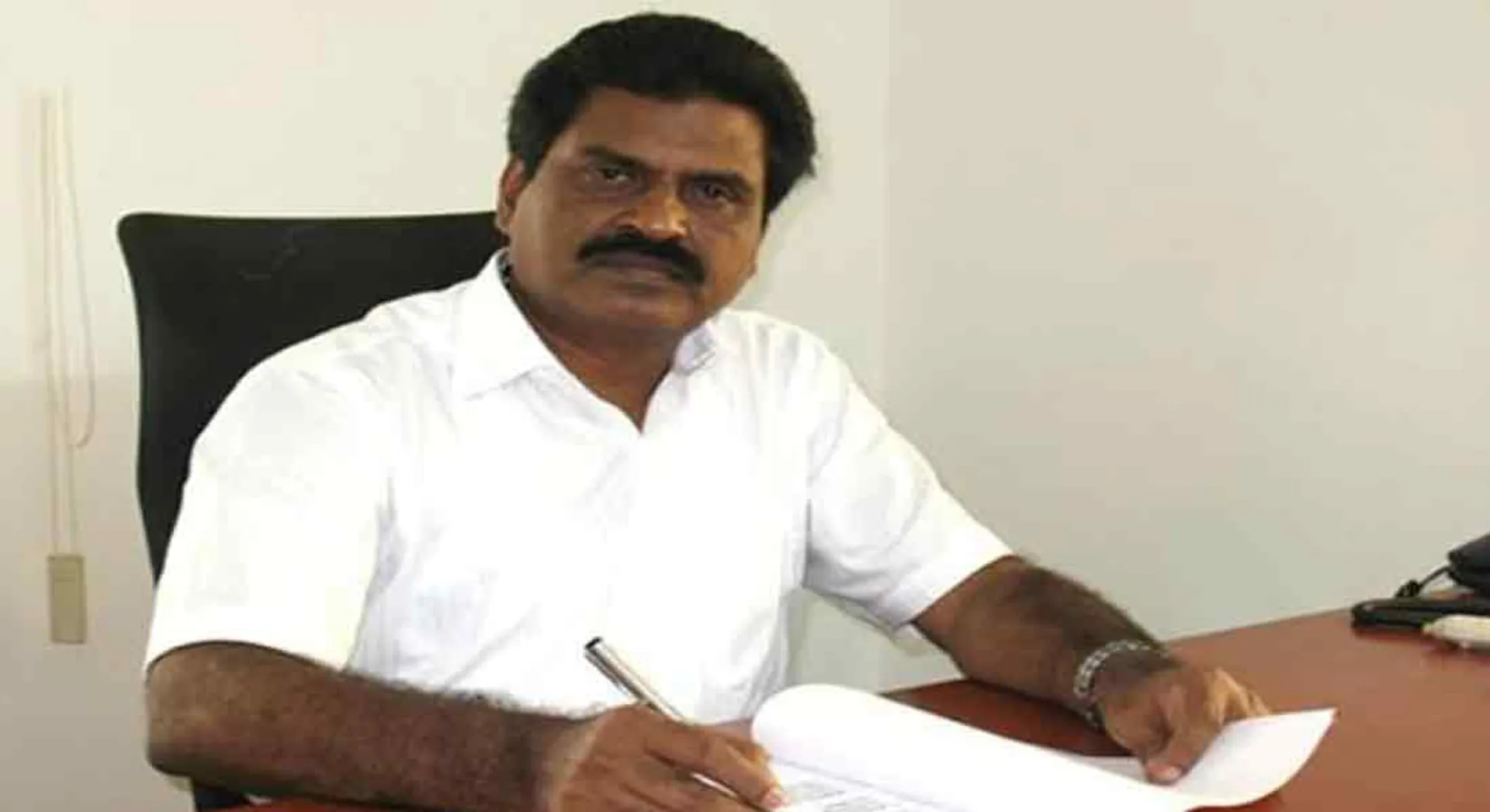  Chief Minister Edappadi Palanisamy deceives-kmdk eswaran