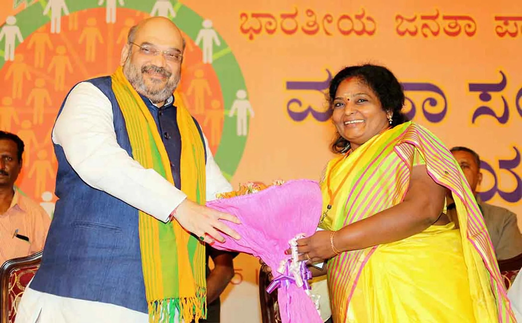 tamilnadu visit union home minister amitshah visit and meet state party bjp leaders