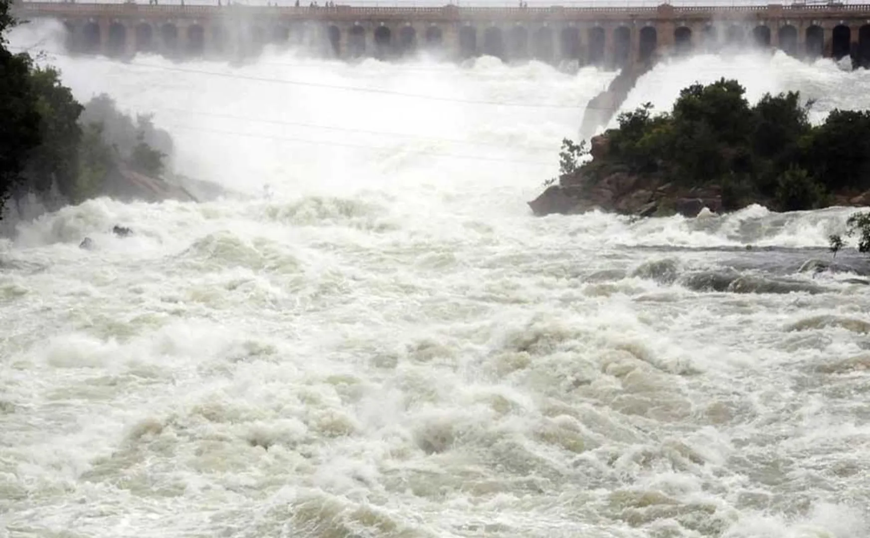 TAMILNADU METTUR DAM WATER LEVEL DAY BY DAY RAISED CAUVERY WATER 