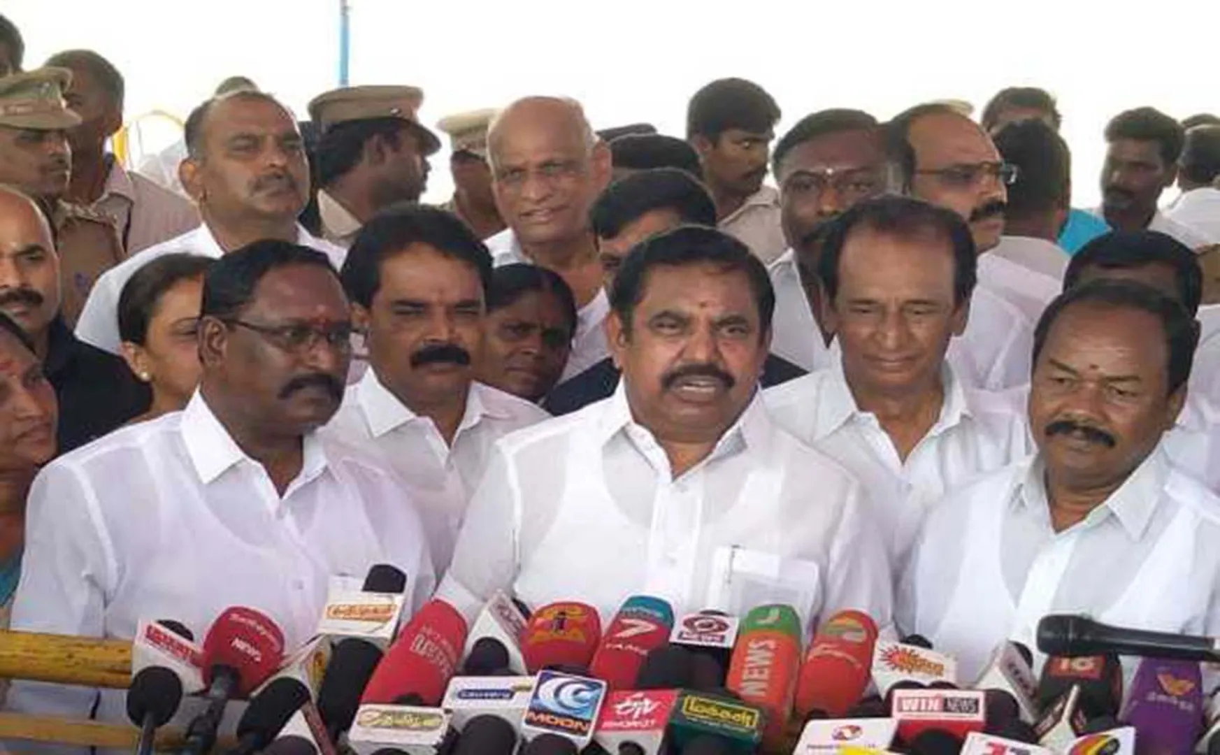 SALEM METTUR DAM OPEN IN CM EDAPPADI PALANISAMY TN GOVT