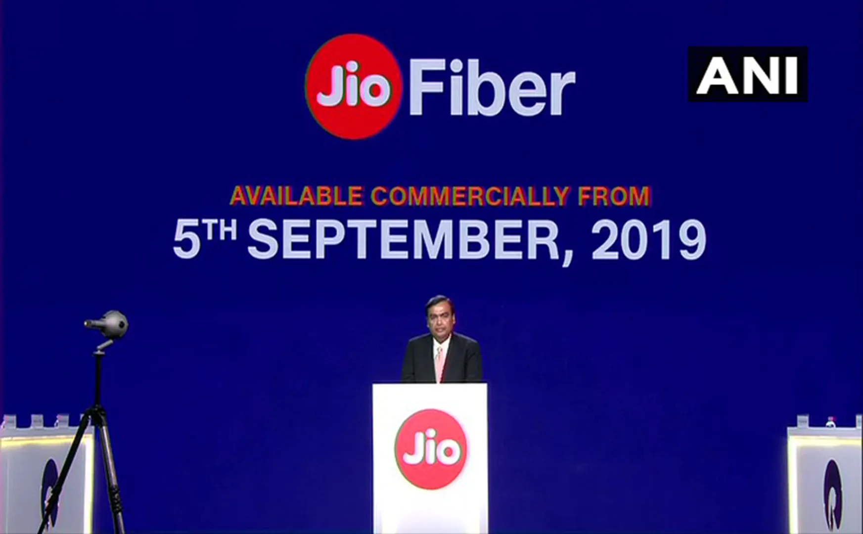 JIO 42TH ANNUAL  MEETING MUMBAI JIO FIBER PLAN ANNOUNCED SETUP BOX FREE