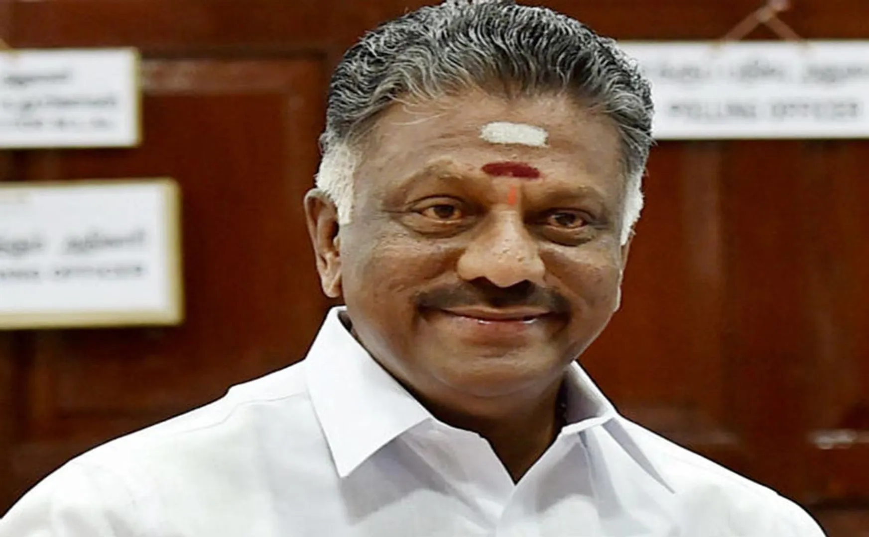 TAMILNADU DEPUTY CM O PANEER SELVAM VISIT NILGIRIS HEAVY RAIN FLOODED