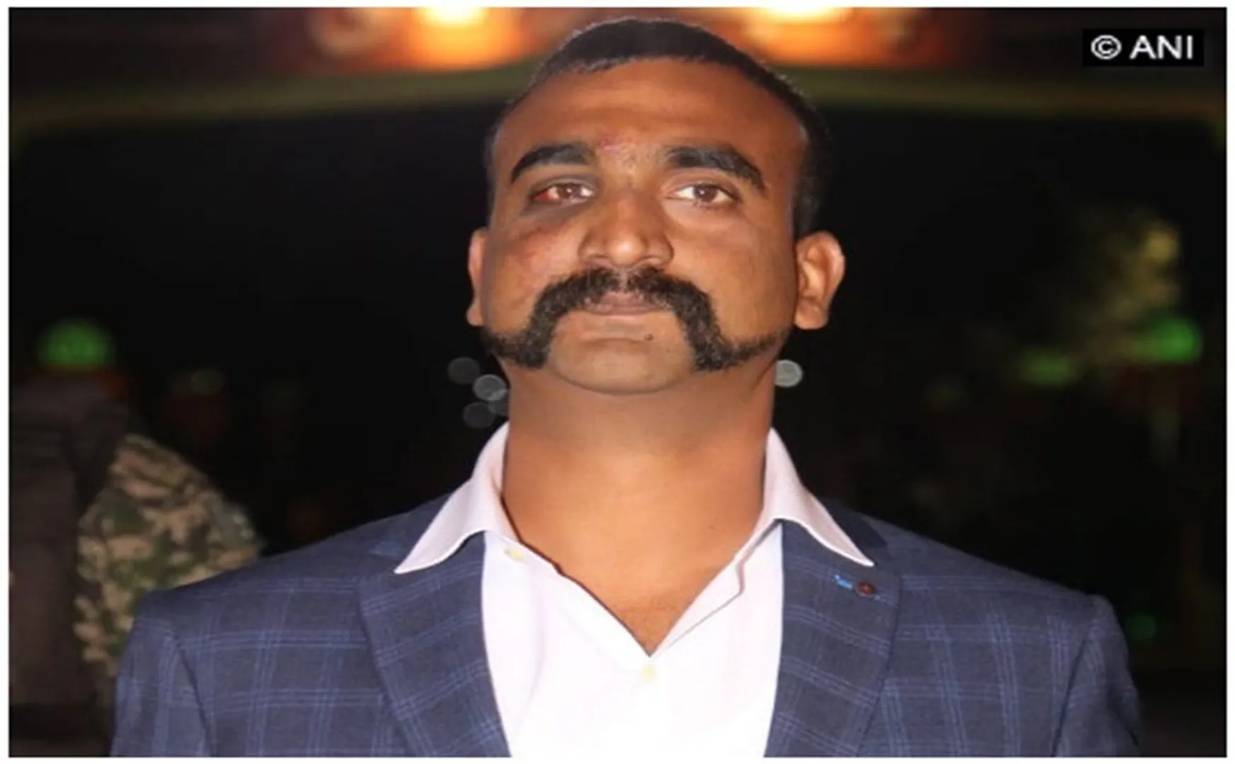 indian air force wing commander abhinandan varthaman vir chakra award on independence day