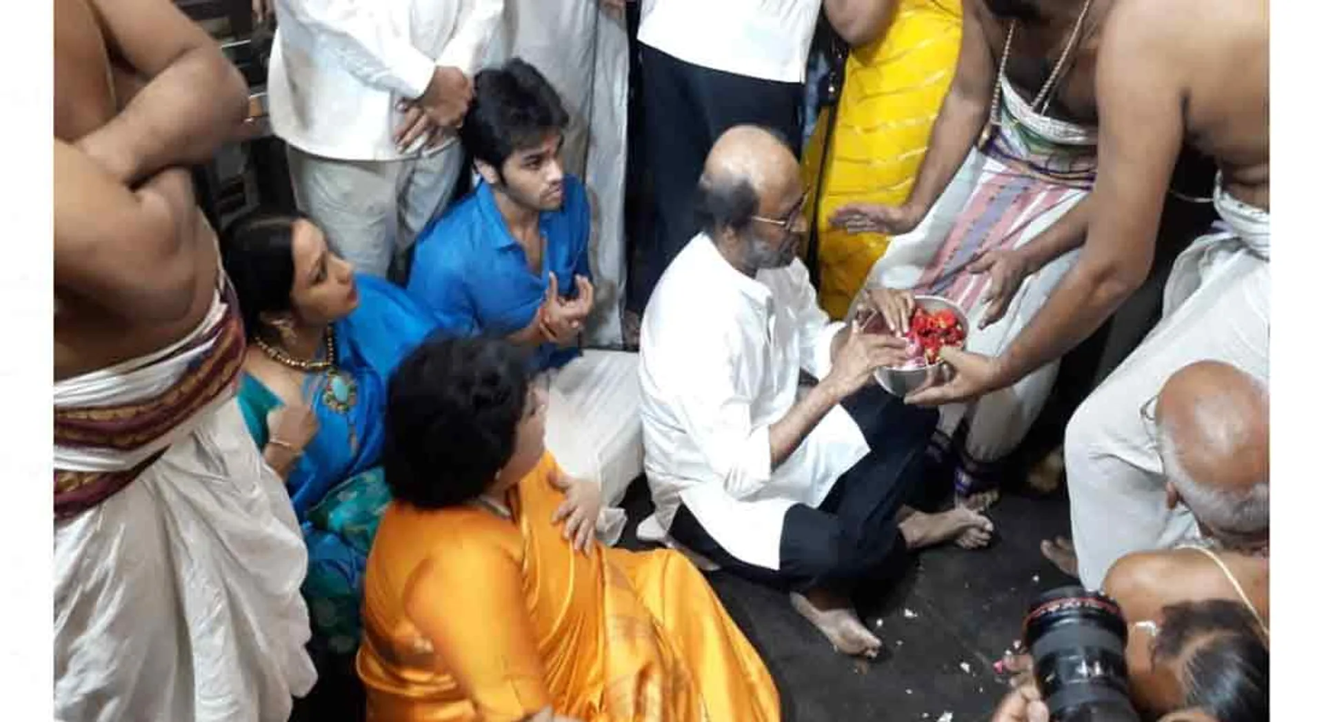 rajinikanth in athivaradar dharshnam