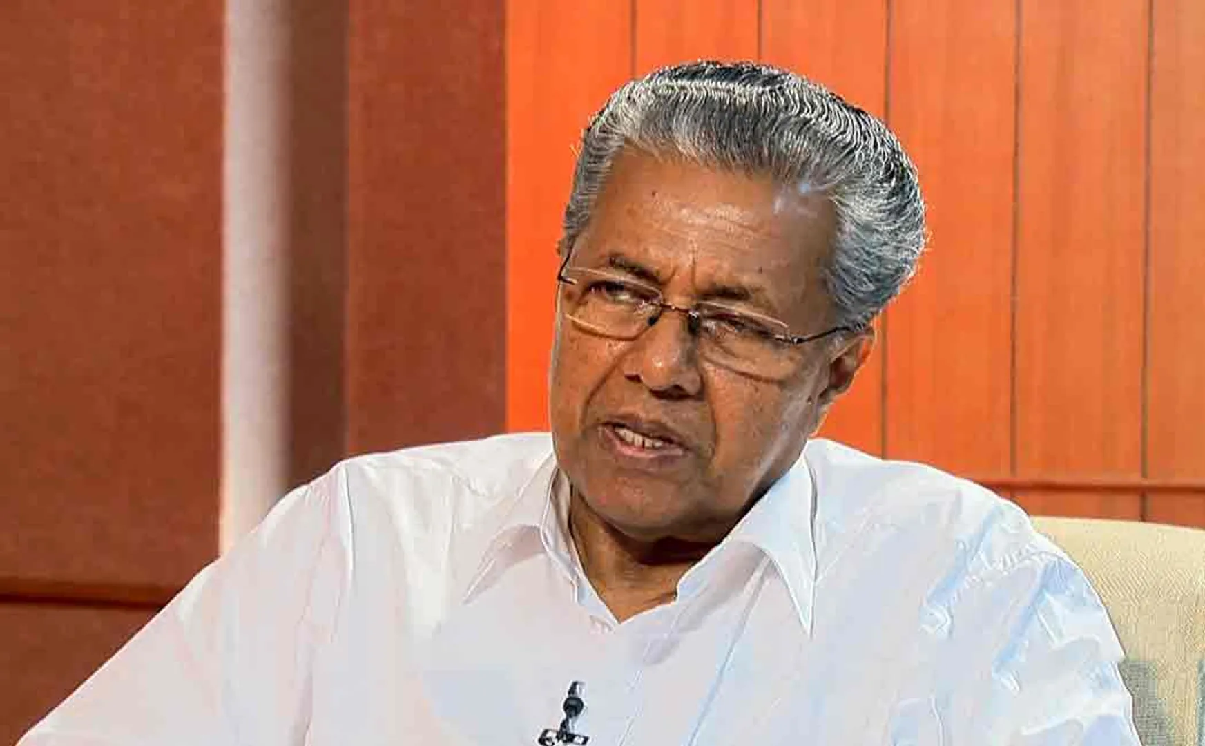 pinarayi vijayan thanked tamil people