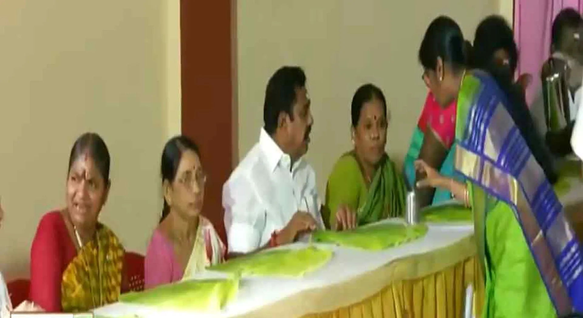  Samapandi dinner;eps,tamilisai Participation