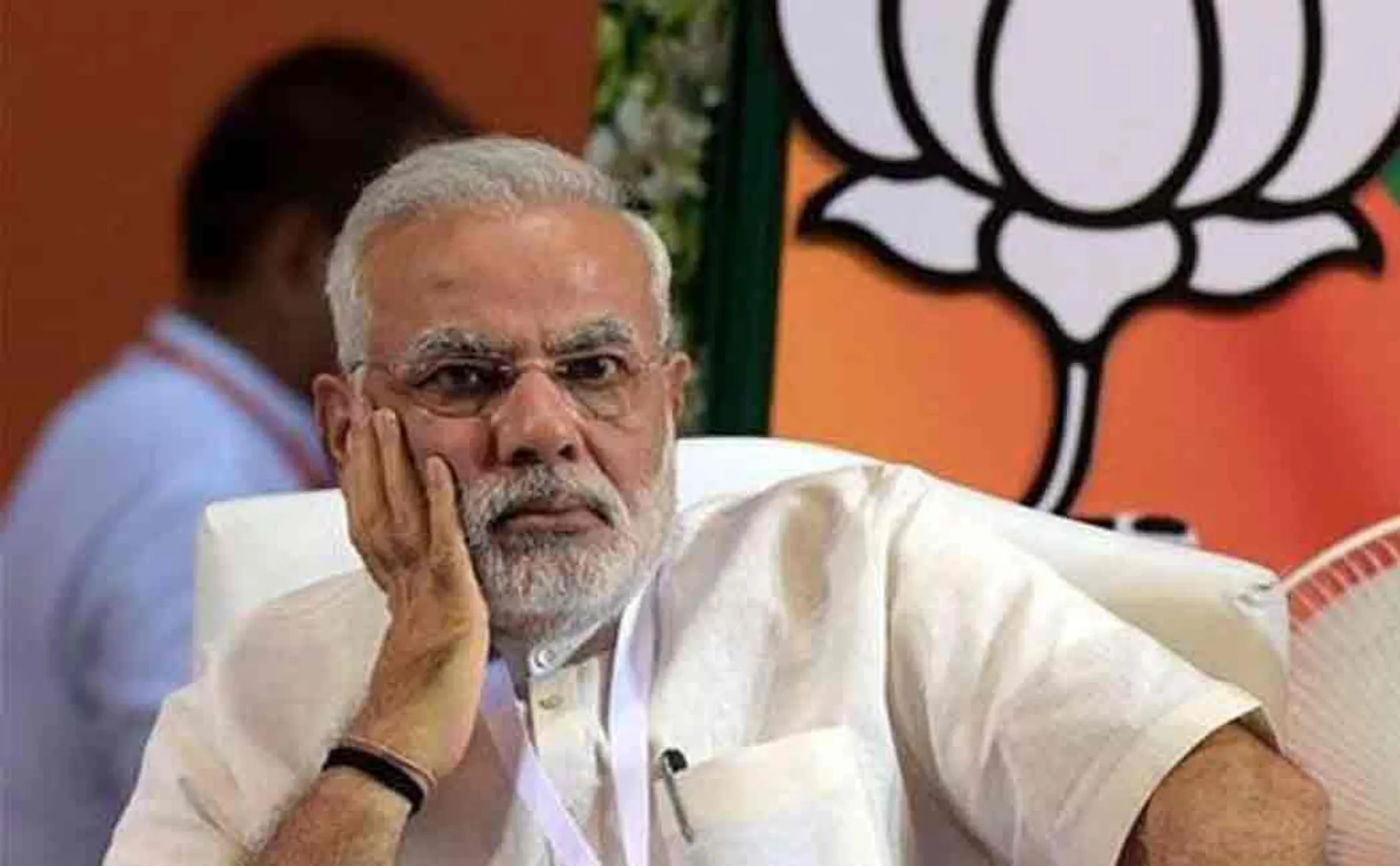 controversial poster of modi and unnao mla