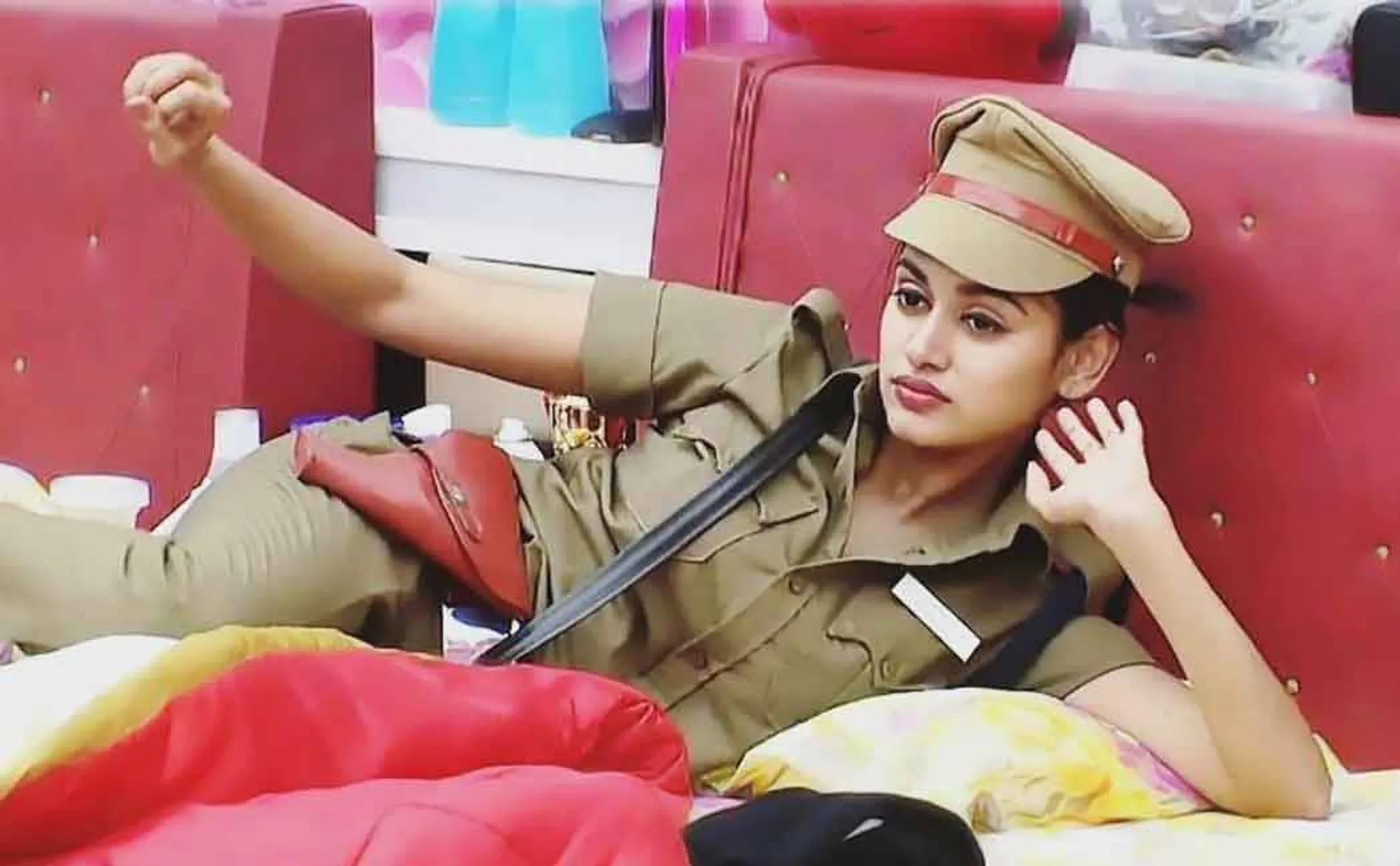 oviya