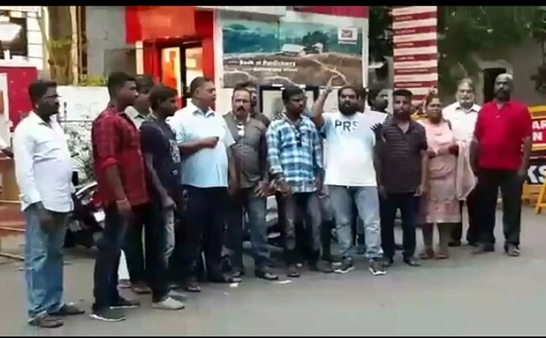 Tamil musicians  Struggle IN PUDUCHERRY POST HEAD OFFICE  