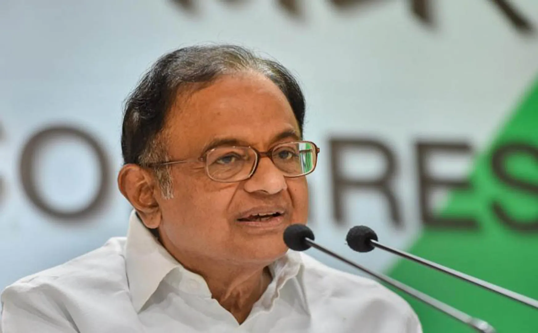 delhi cbi and enforcement officers arrive at congress party headquarters p chidambaram
