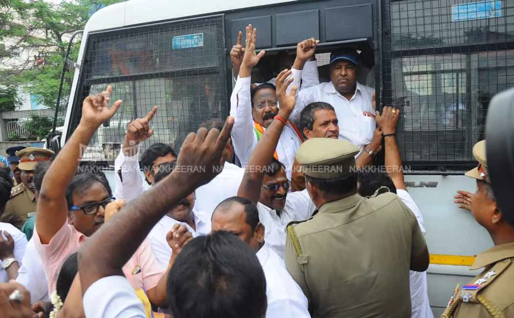 protest for p.chidambaram 