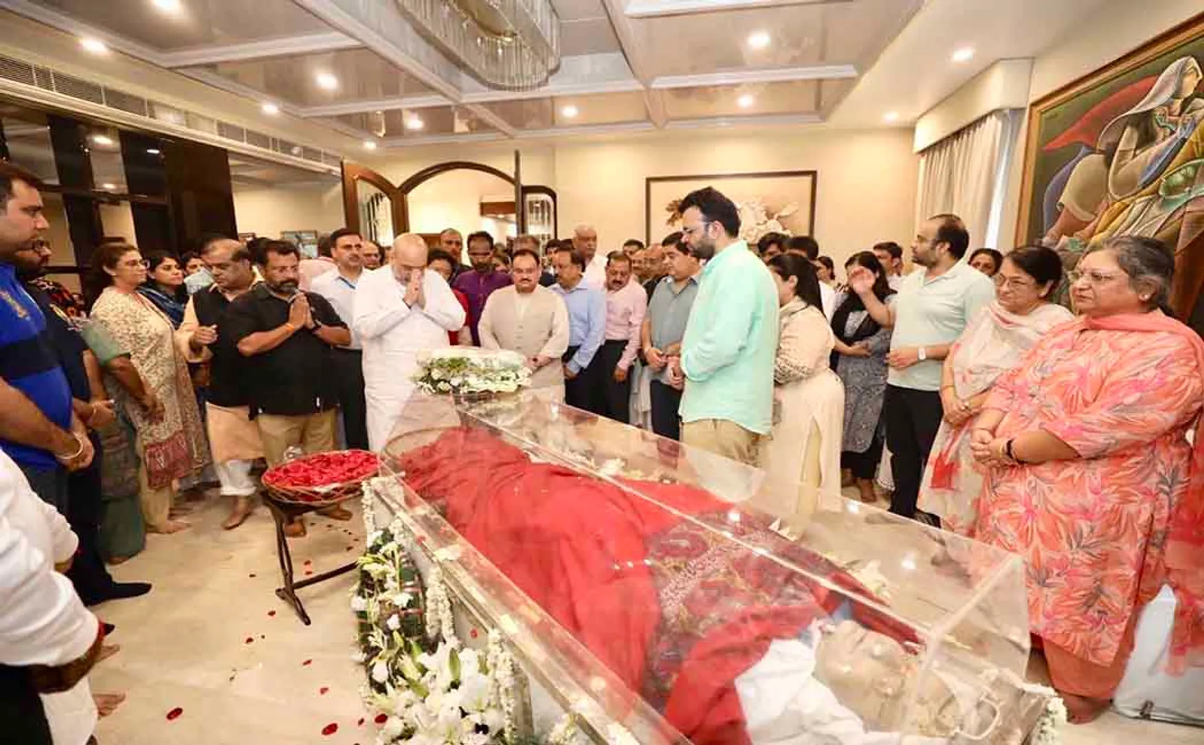 former union minister  For the body of Arun Jaitley  Political party leaders pay tribute