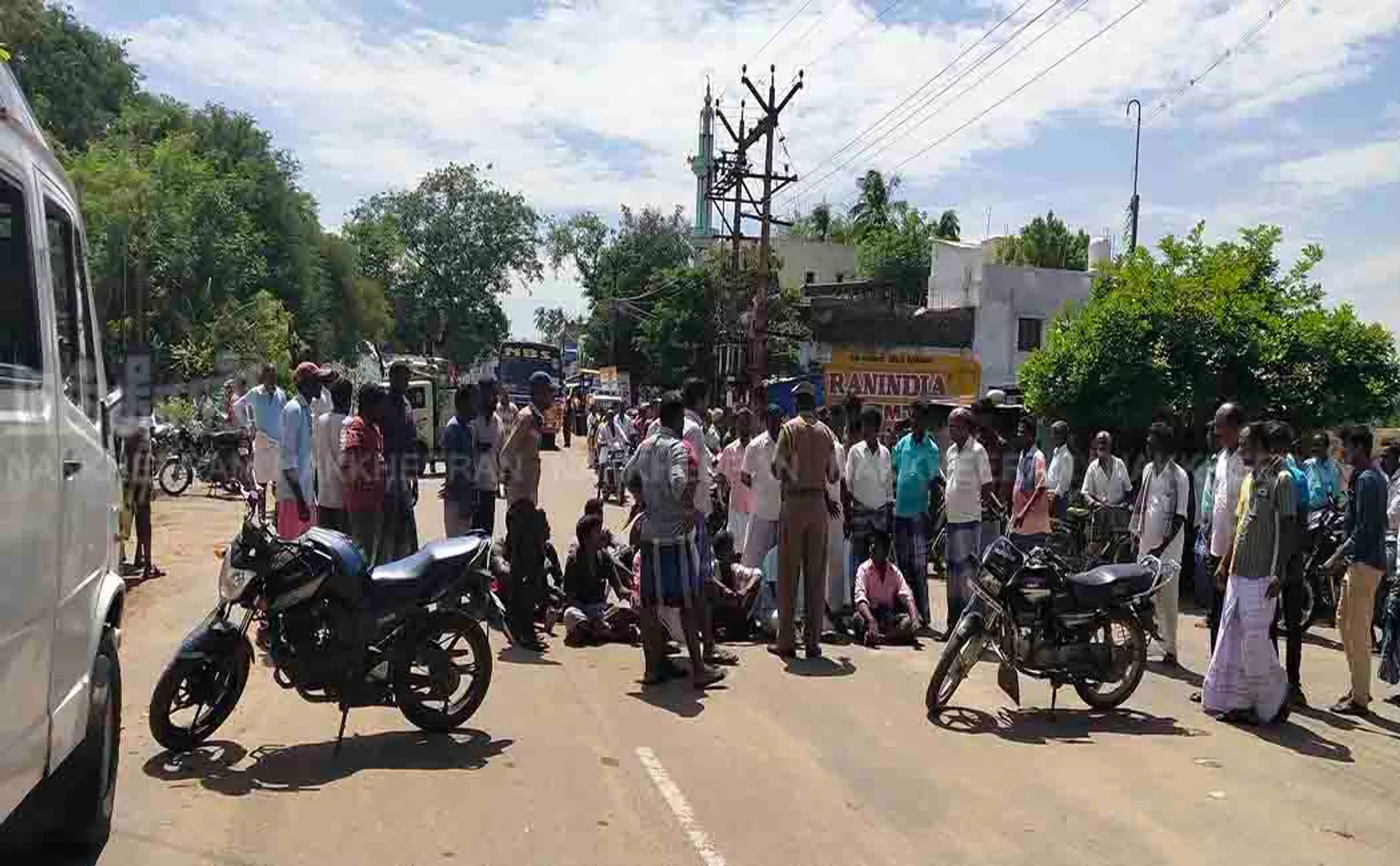 thanjavur district Thousand Years Old Chola Trench Strike the peoples