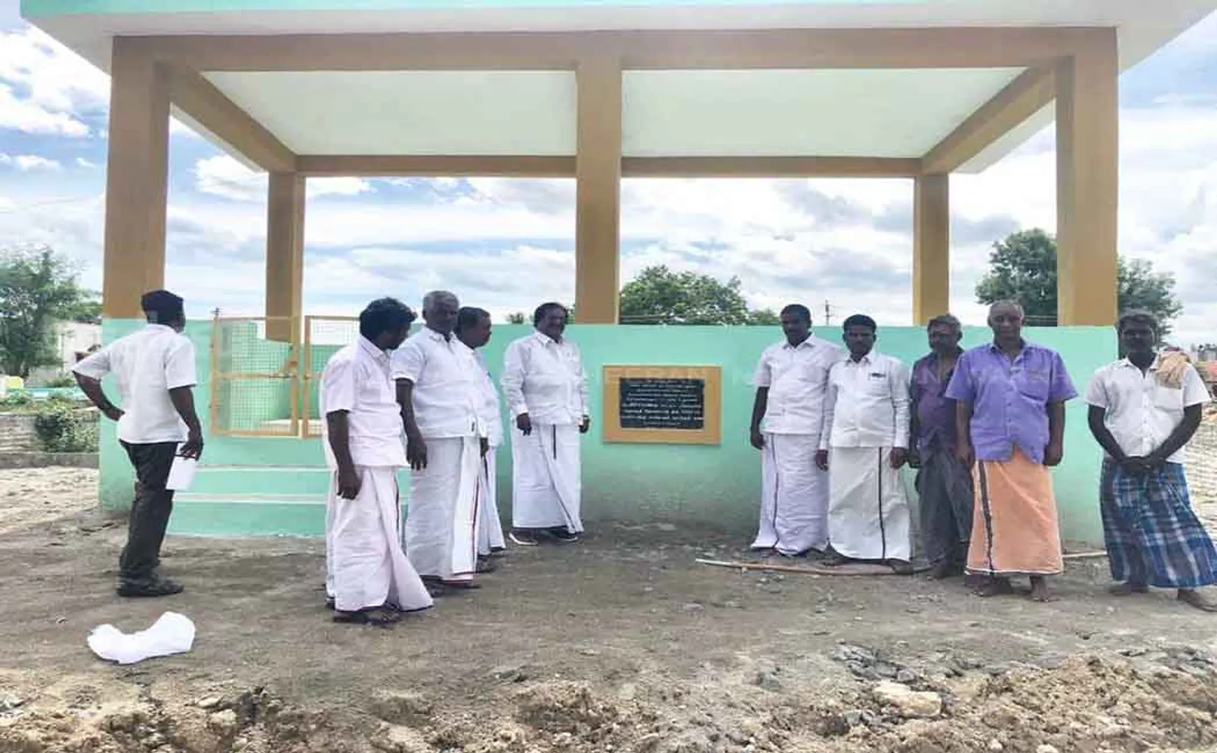 thiruvanamalai keelpennaththur assembly mla sudden visit building contractors shock
