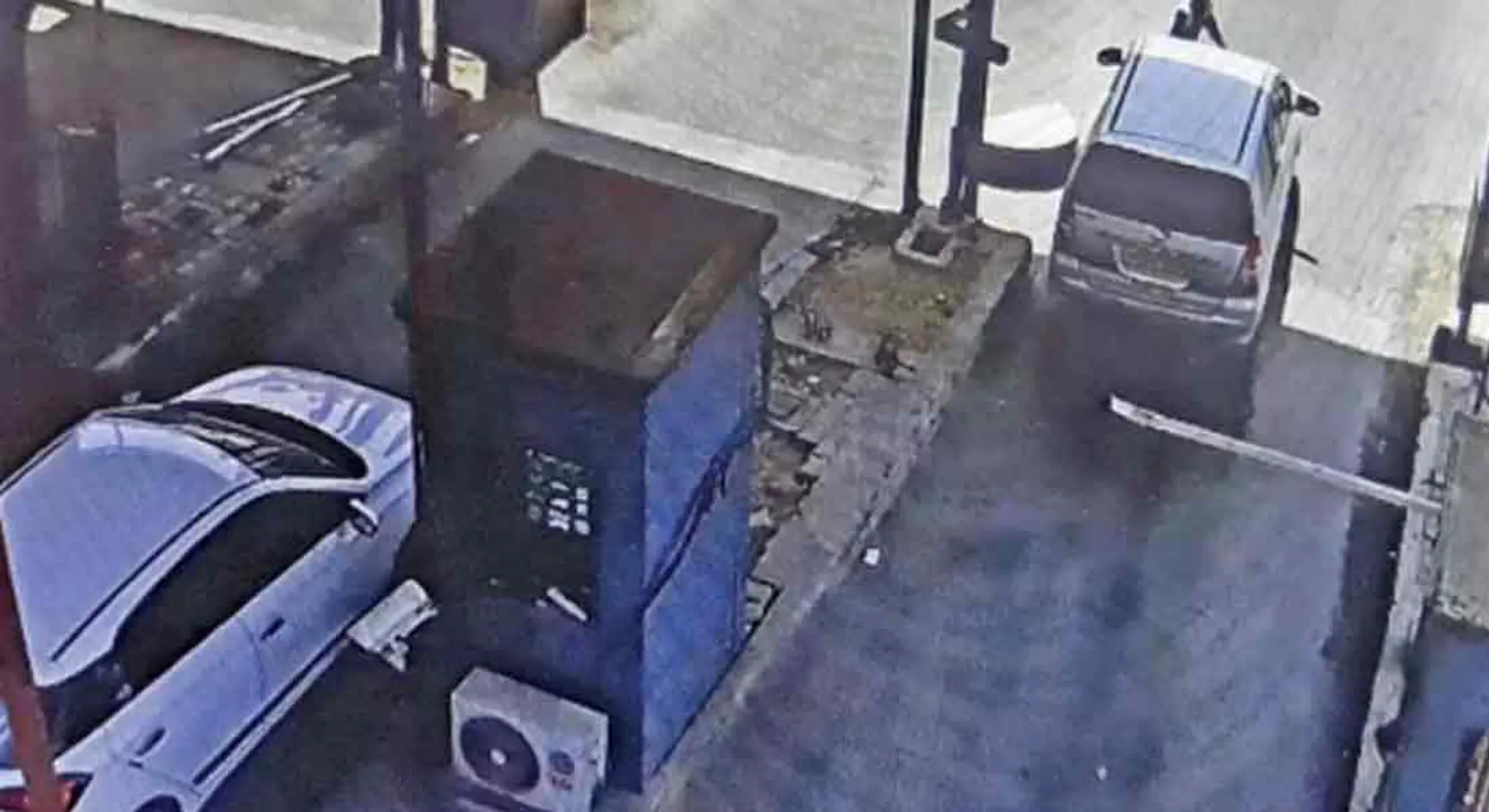incident in madurai toll gate... police investigation 