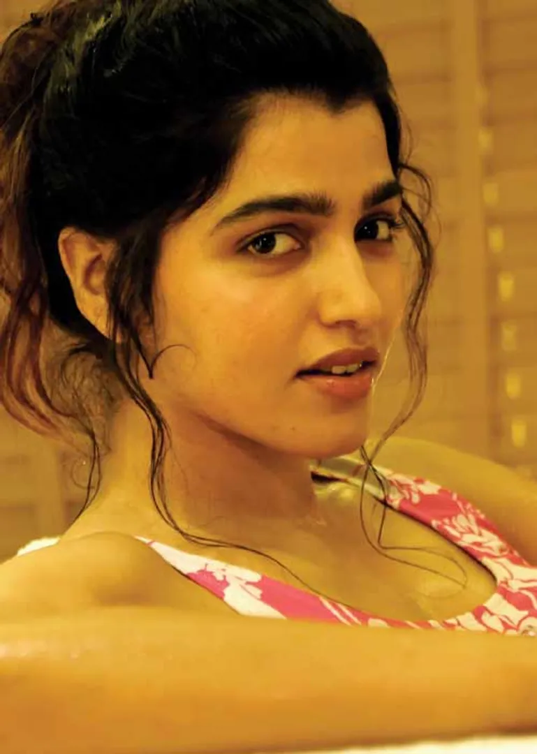 /idhalgal/cinikkuttu/profit-not-just-me-says-sai-dansika