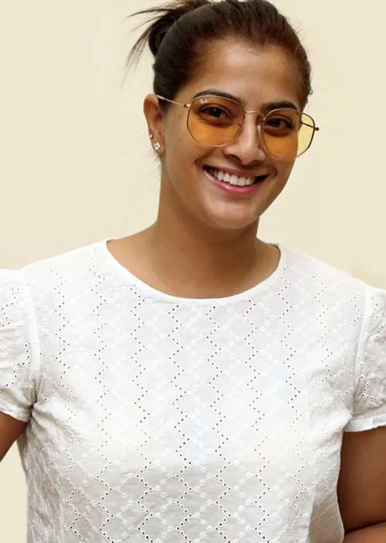 /idhalgal/cinikkuttu/kalyanama-szcchi-varalakshmi-action