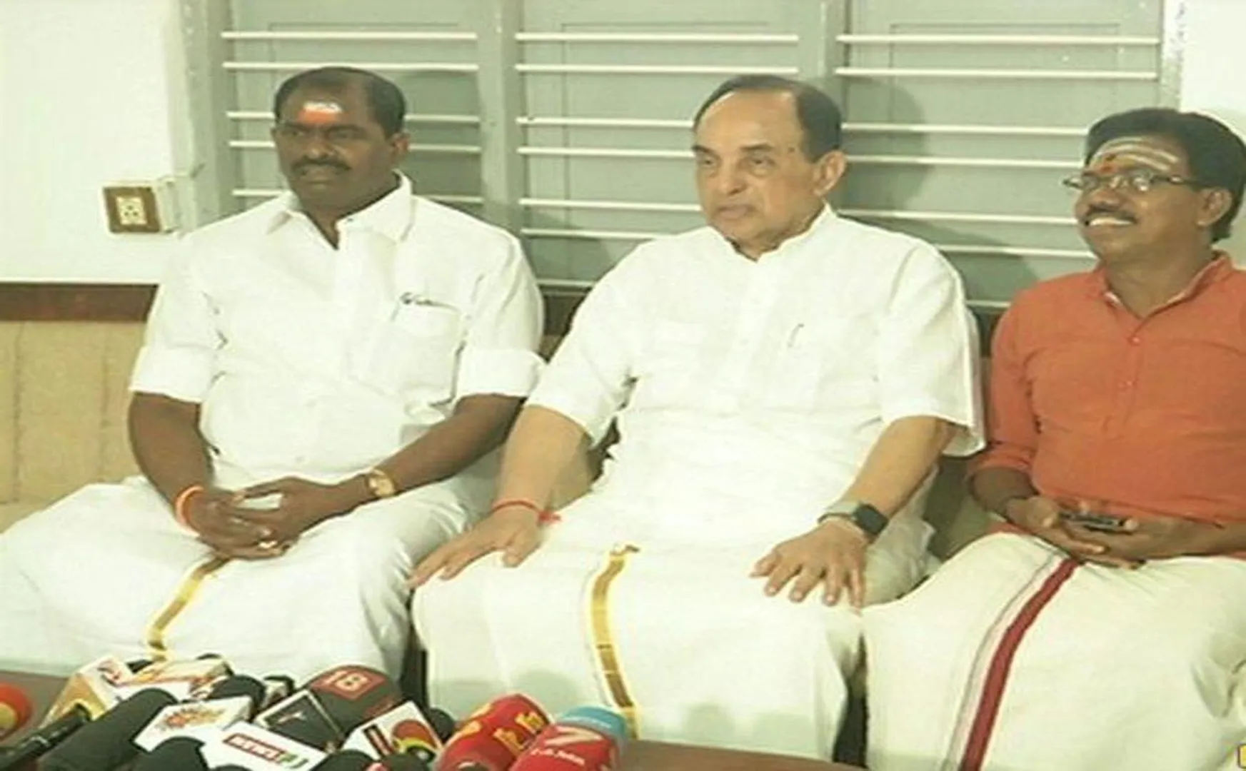 bjp senior leaders subramaniyan swamy said economic problem is before upa govt mistake