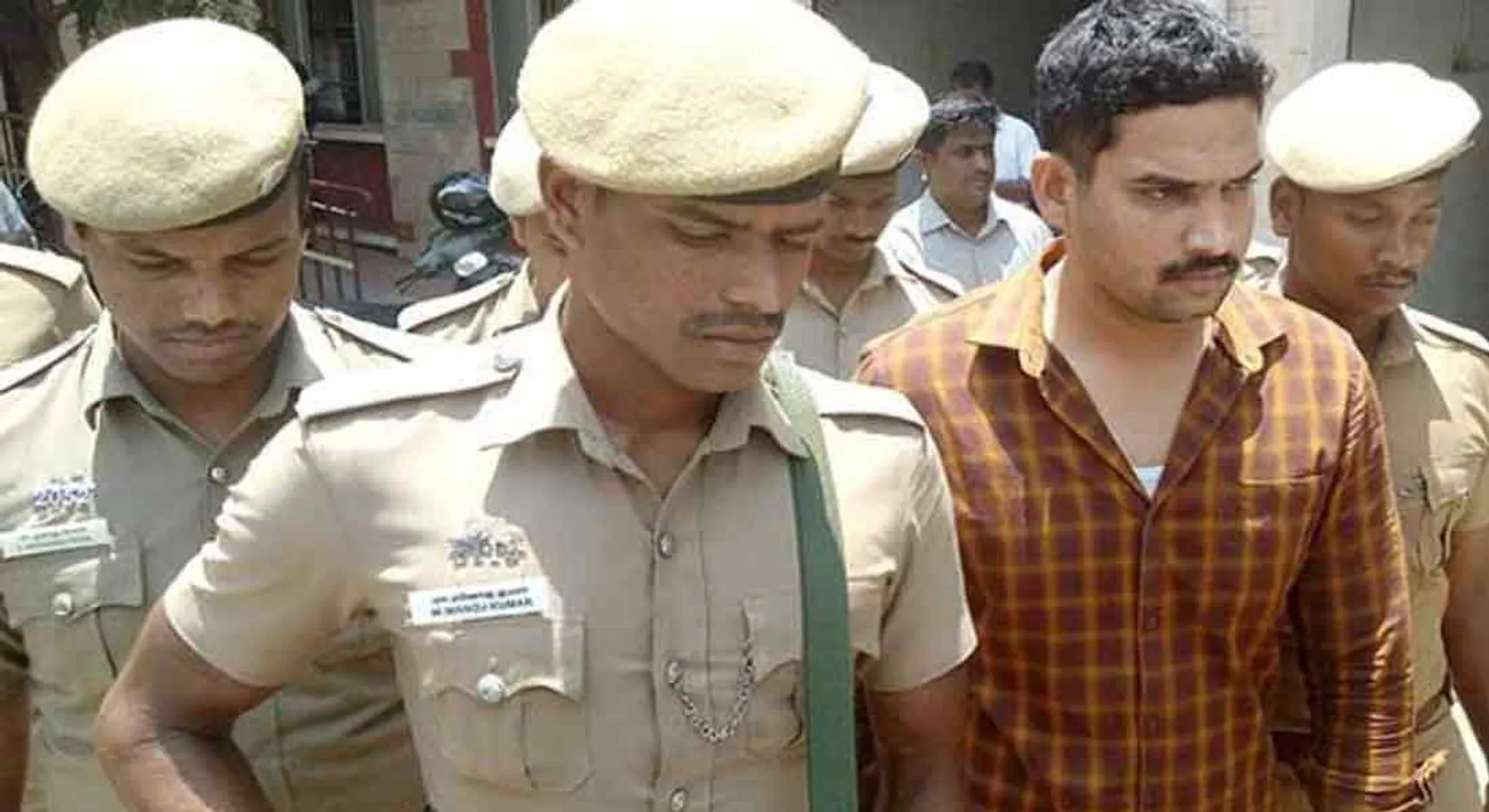 Pollachi case - bail dismissed