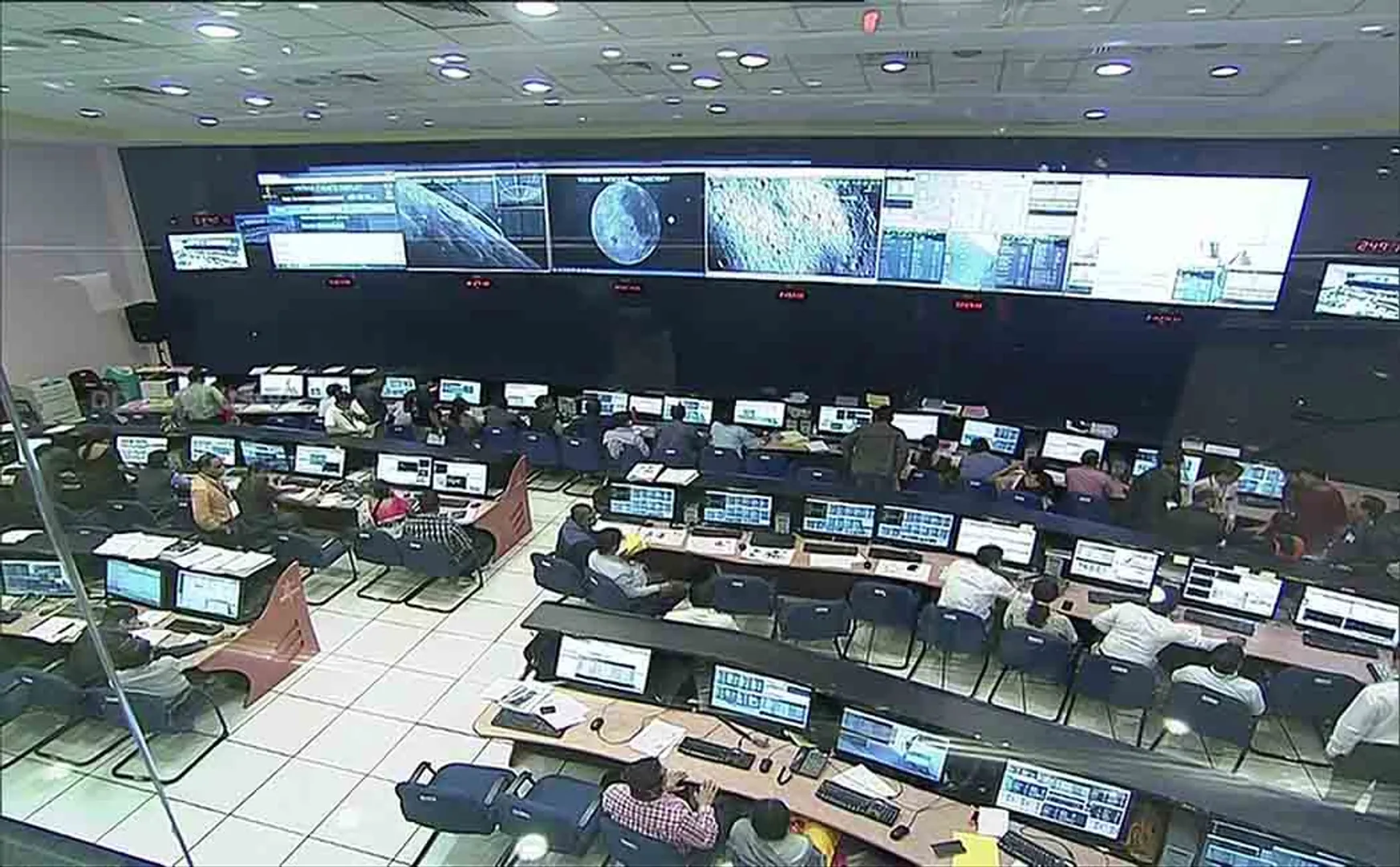 chandrayaan 2 mission vikram lander moon twitter trend in india