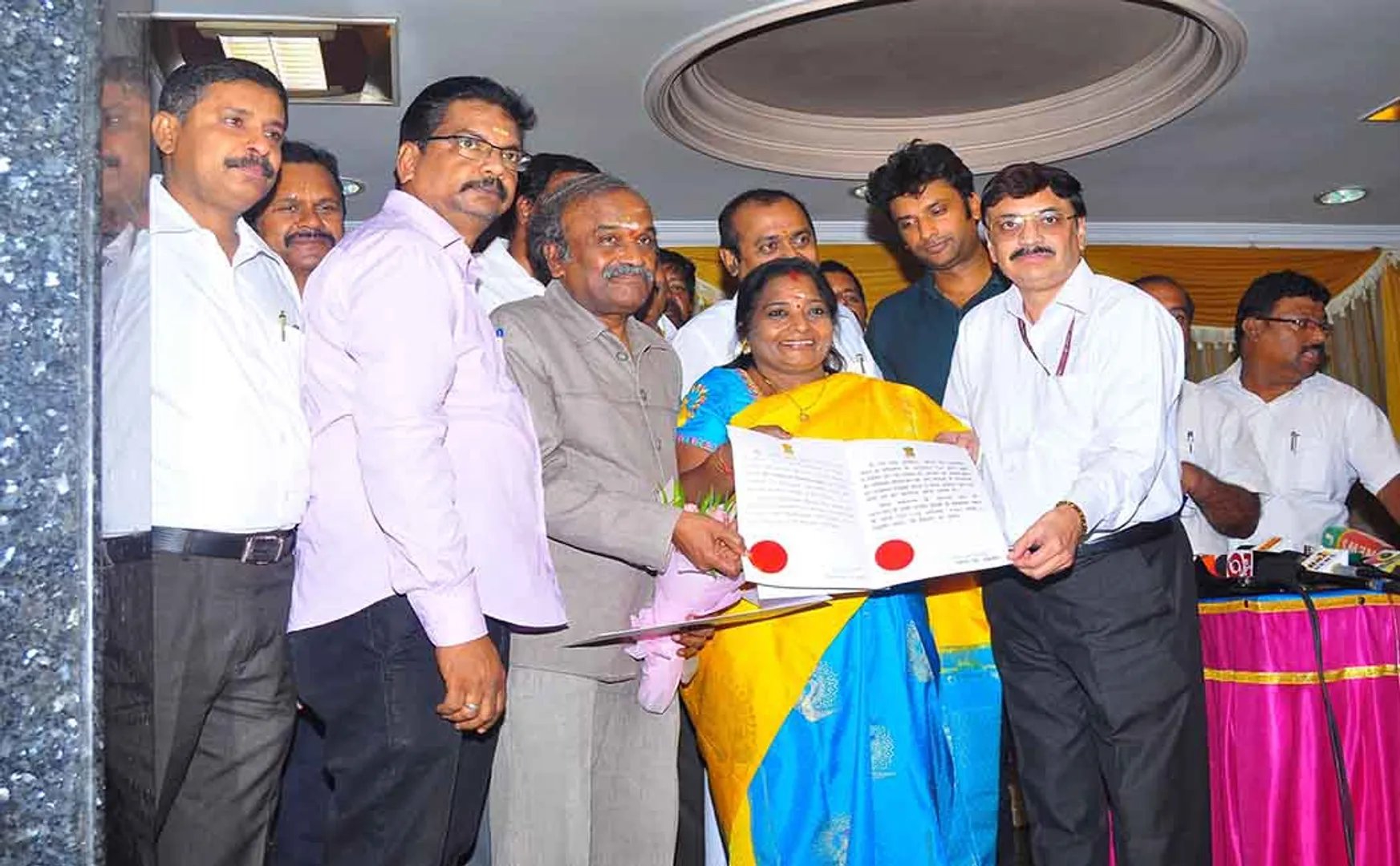 telangana governor oath ceremony today morning 11.00 doctor tamilisai soundararajan 