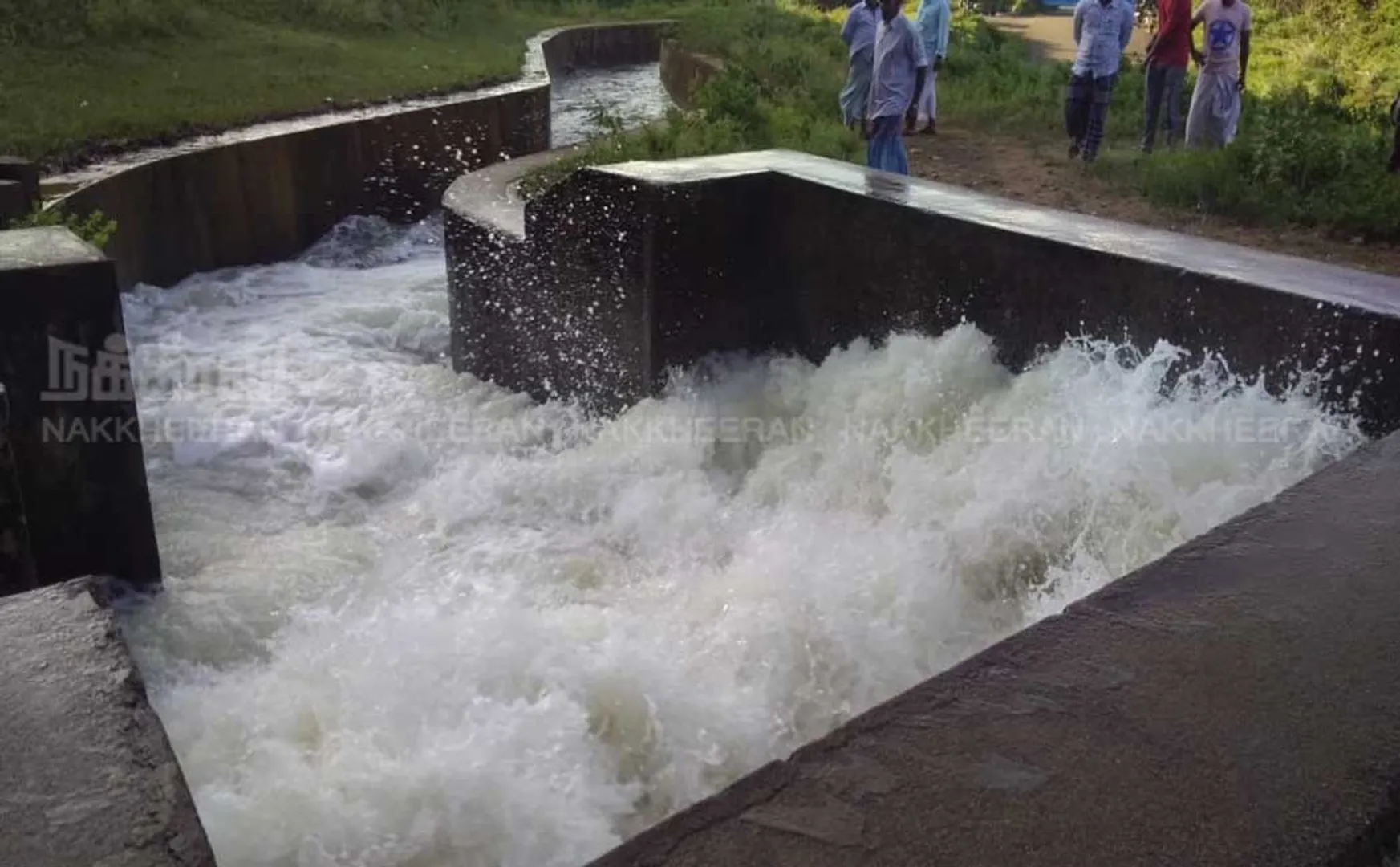 nellai tenkasi Dam clergy break down and flood officers careless 