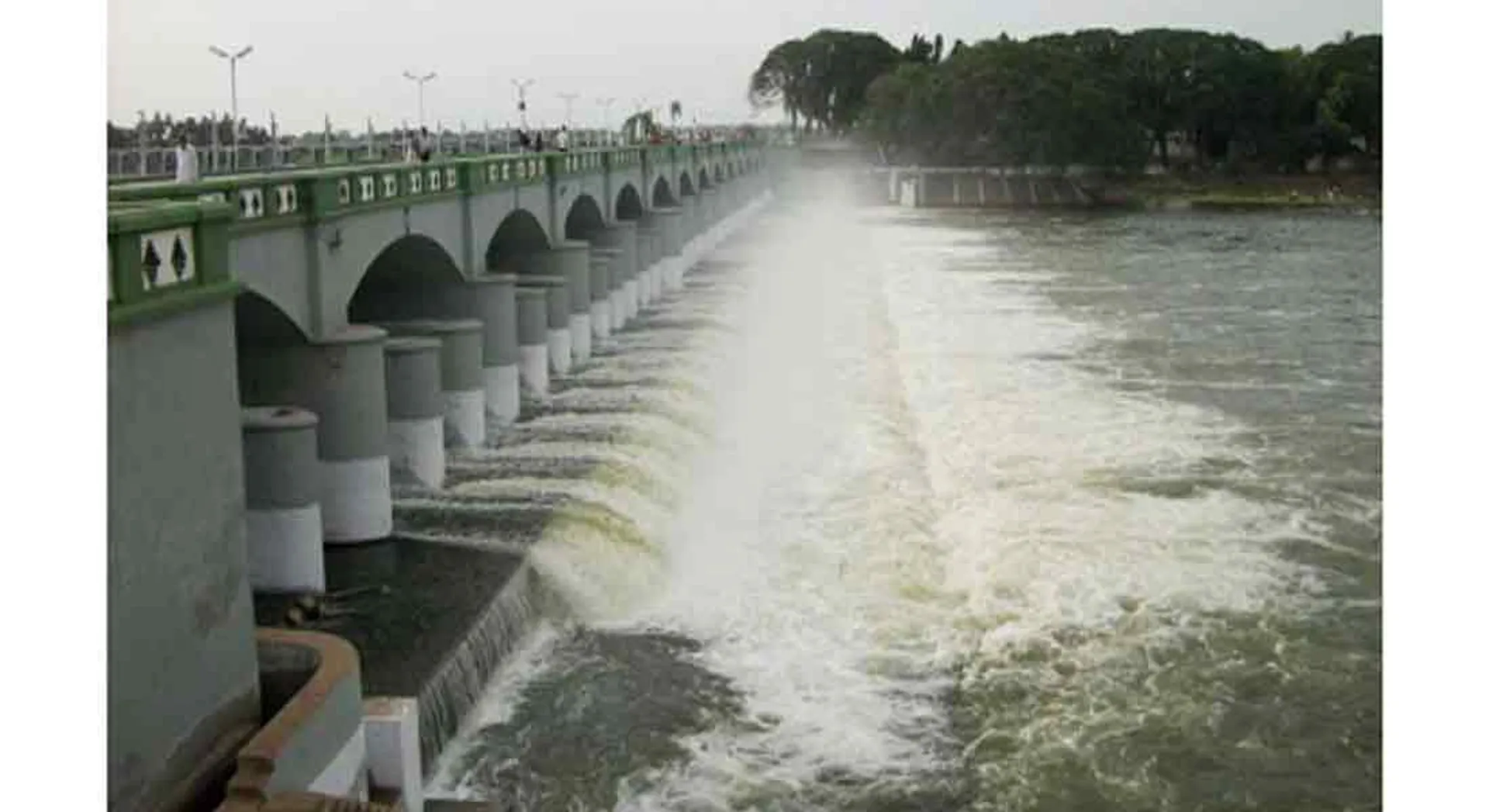  32,088 cubic feet of water opening from the kallanai