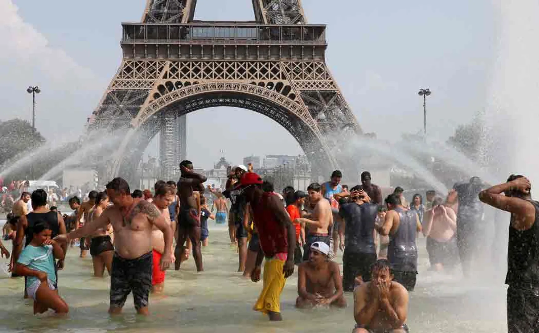 france people affected by summer heat