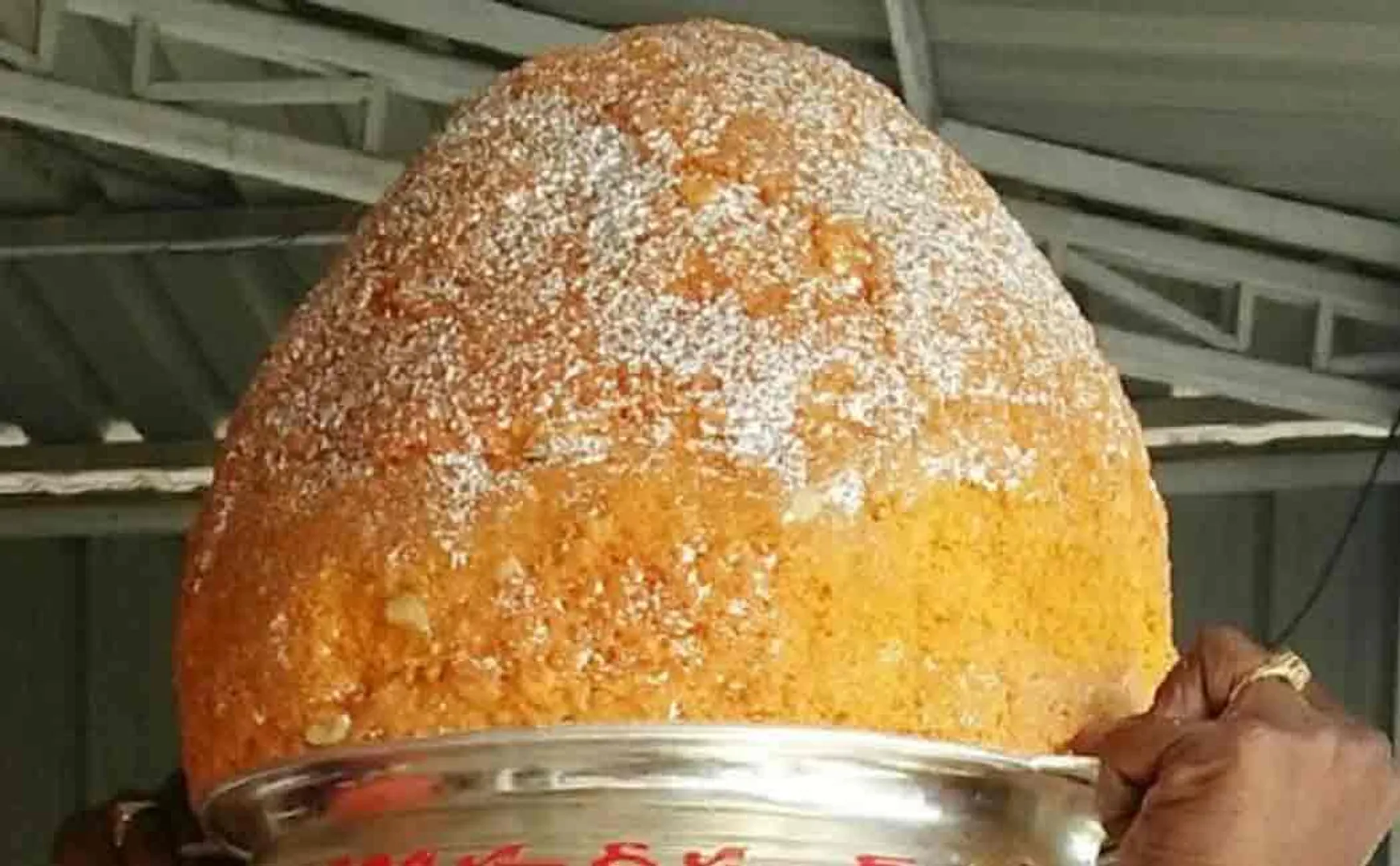 laddu auction hyderabad