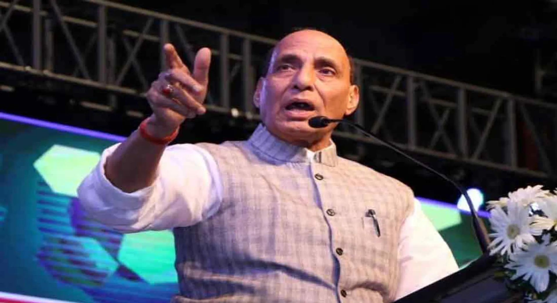 “Pakistan is a distorted component!” - Rajnath Singh against religious politics!