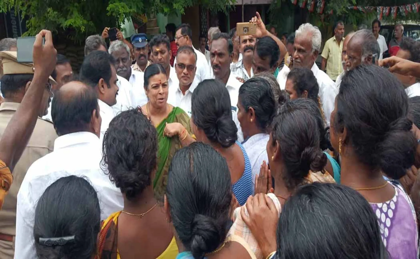 dindigul Don't talk to the MLA  The admk party leaders who intimidate the public