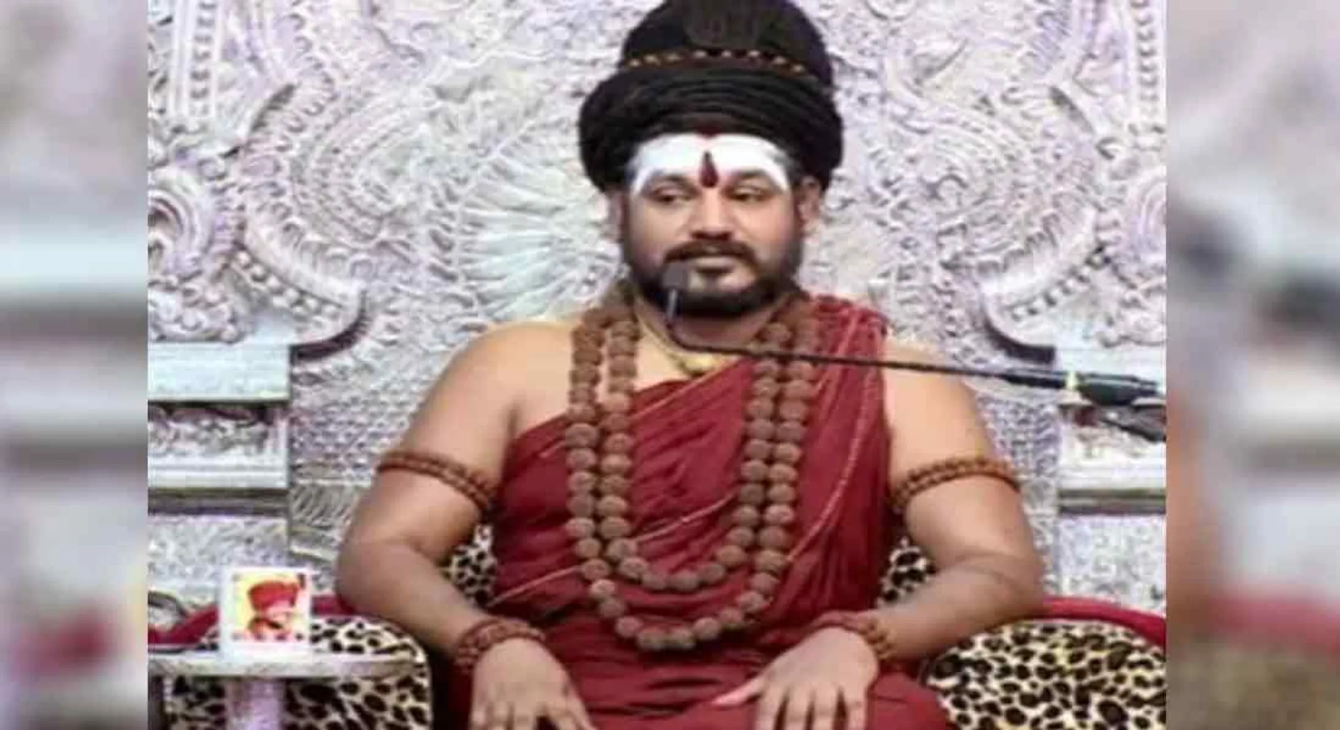 Statue smuggling allegation on Nithyananda!