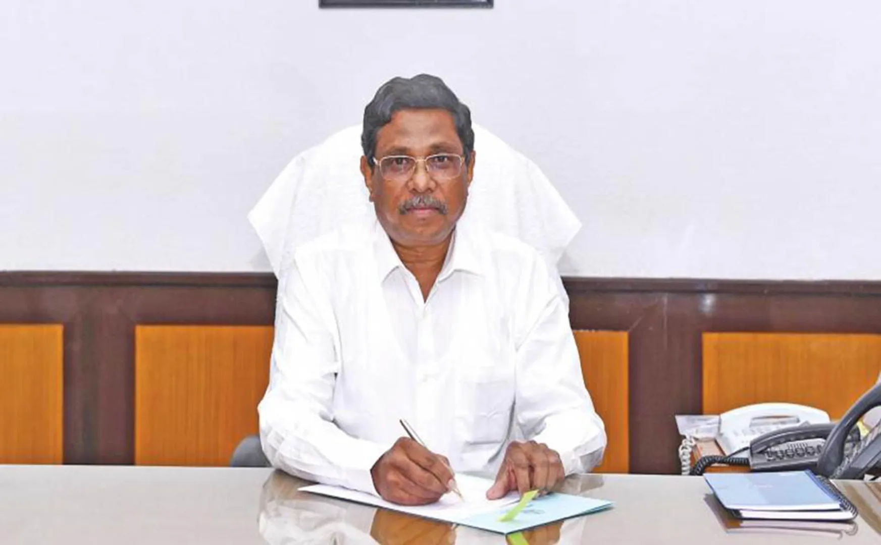 tamilnadu ias officers transfer tn govt chief secretary shanmugam announced 