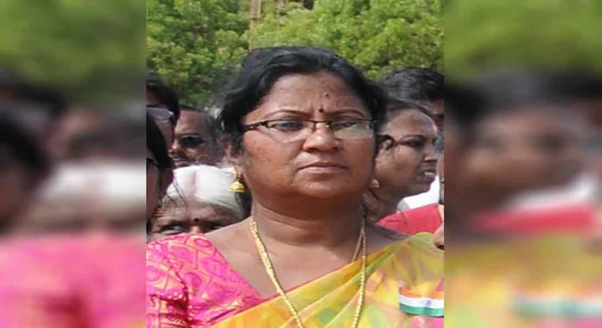  Who is responsible for the suspension of Karur girl Dasildar?