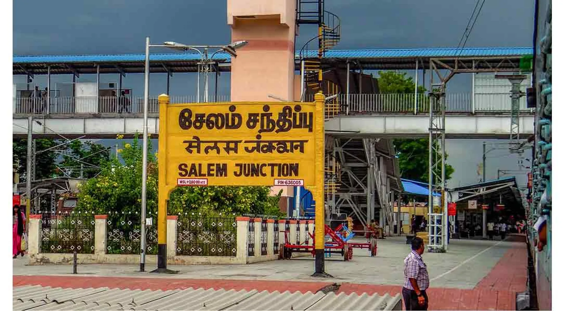 Bomb Threat on Salem railway station