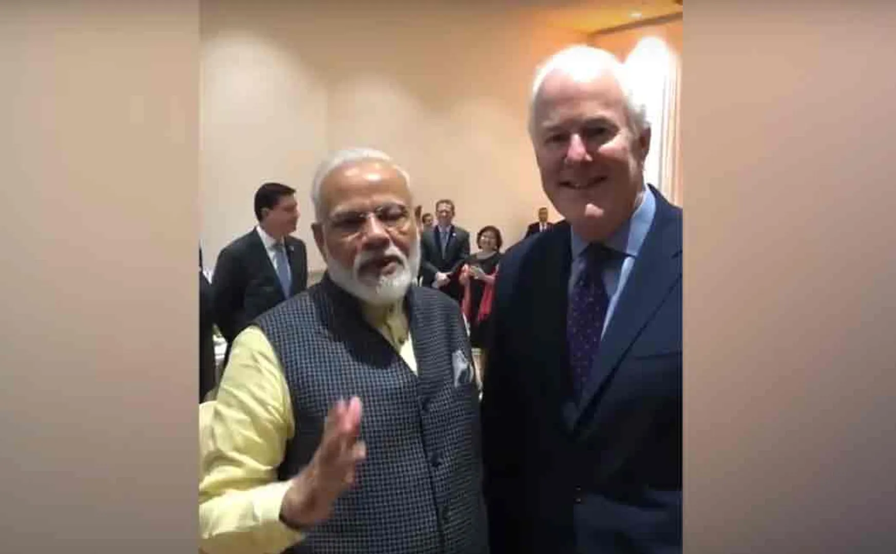 modi apologise to texas senators wife