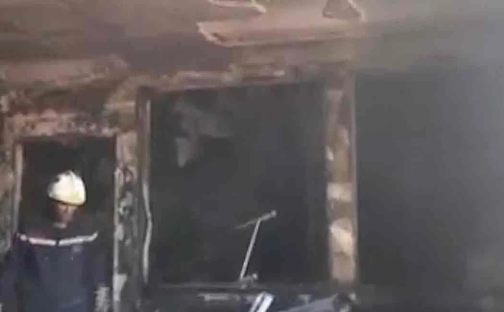 algeria hospital fire accident costs 8 lives