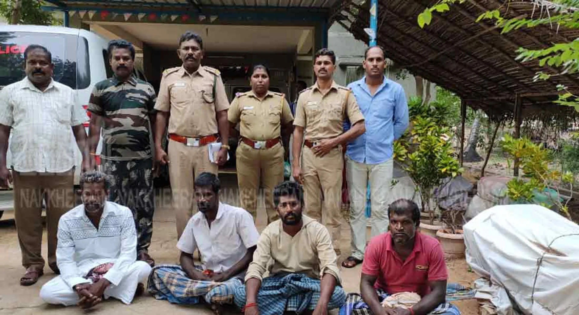  Four fishermen arrested in pudukottai 