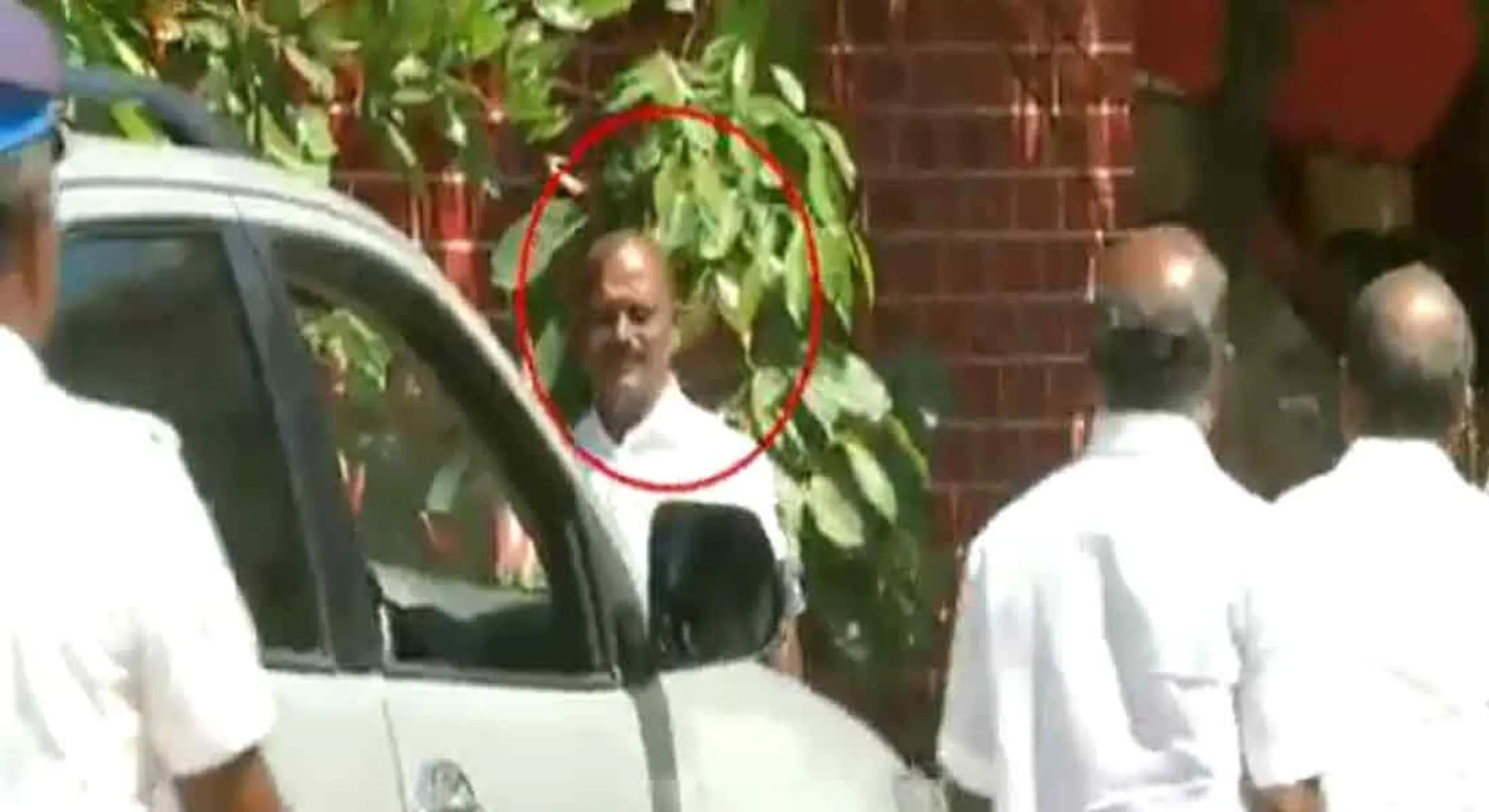 The AIADMK executive who came with a gun 
