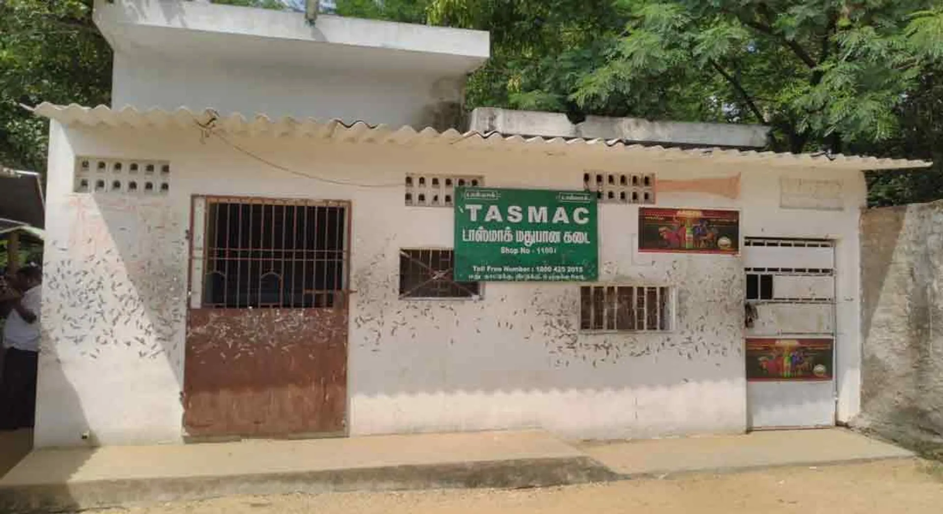 Two tasmac in the same town ... thieves who handcuffed both!