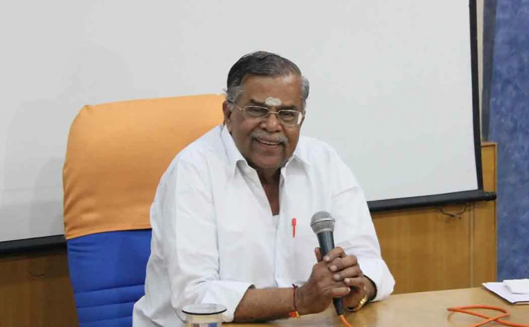 ila ganesan about article 370 