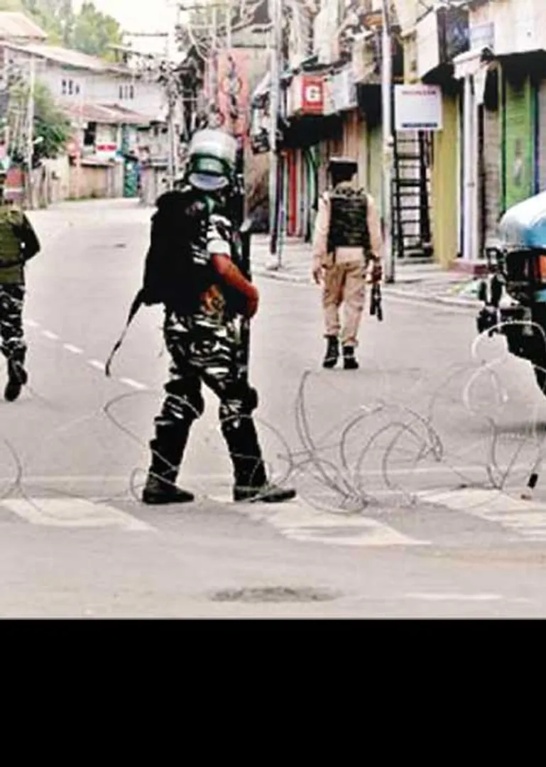 /idhalgal/general-knowledge/kashmir-special-law-section-370-repealed