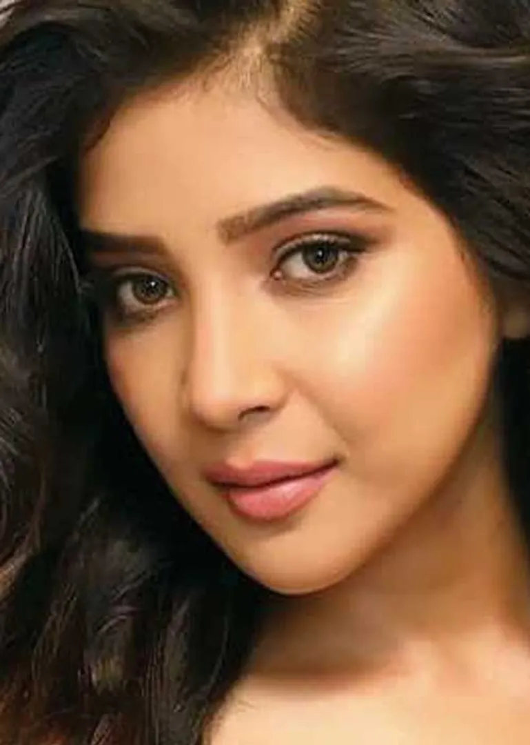 /idhalgal/cinikkuttu/i-went-bad-biggboss-house-shakshi-shock