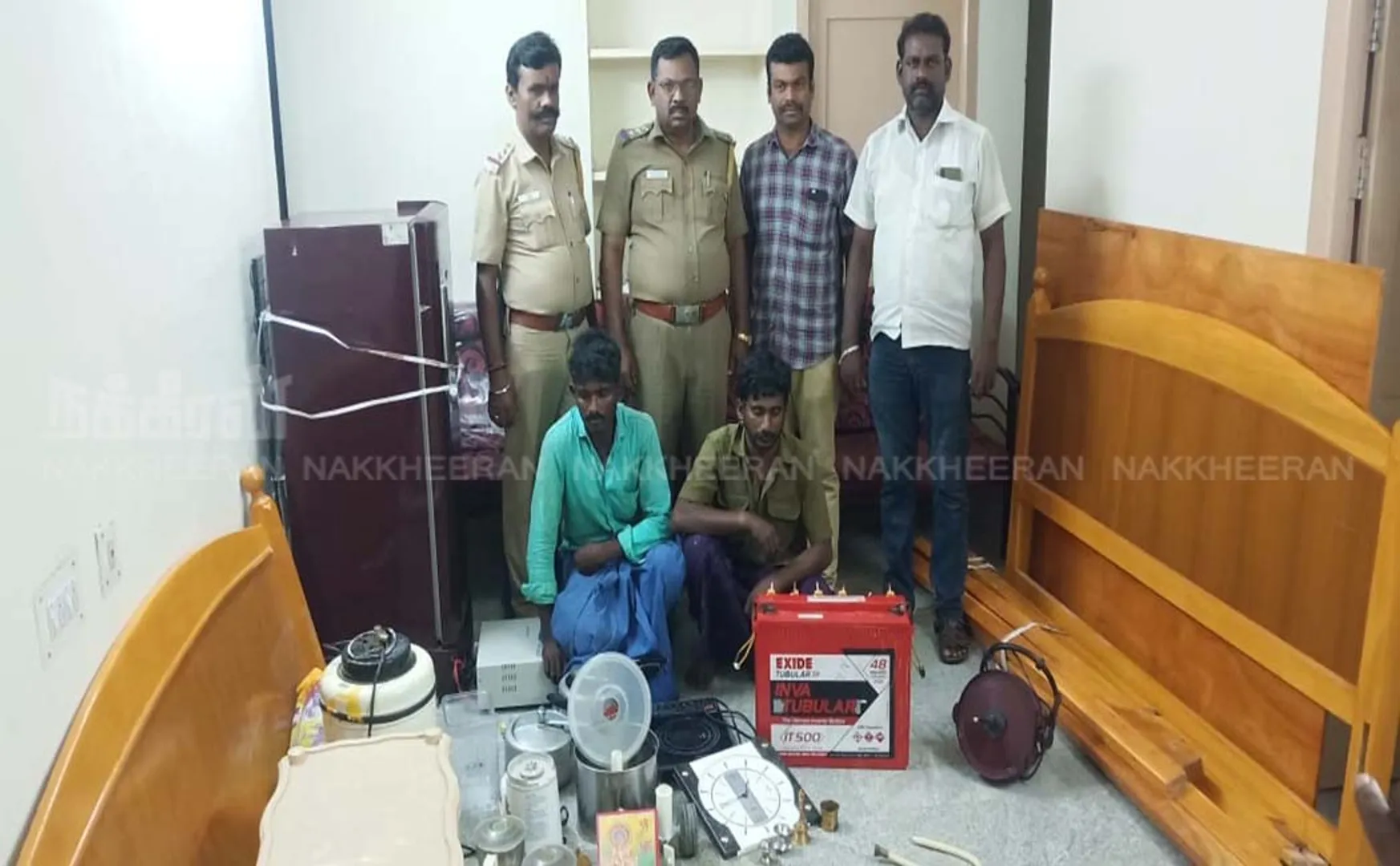 Breaking the house in cinematic style     Trafficking thief dindigul 