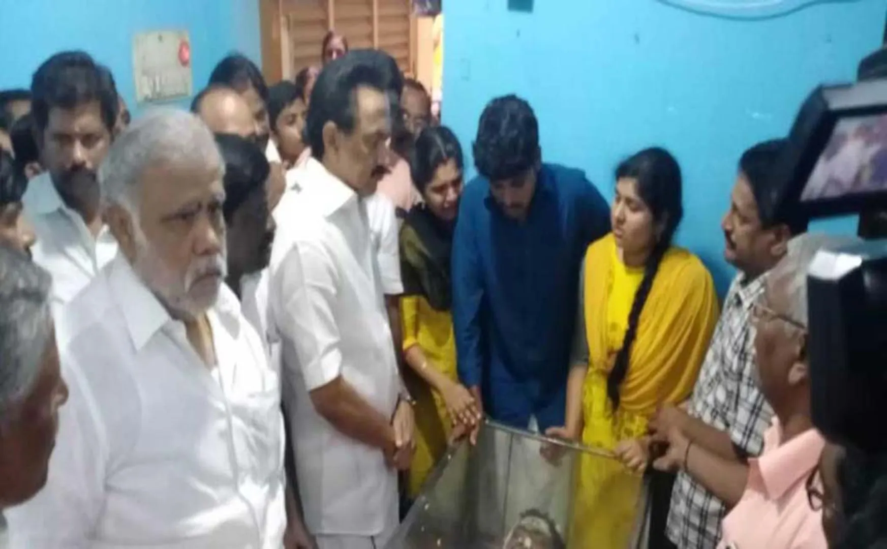 nellai murasoli reporter passed away dmk mk stalin meet reporter family 