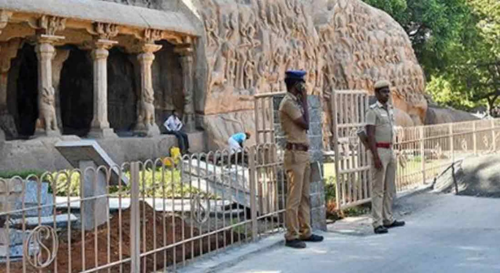 The temple hall that Modi visited was demolished